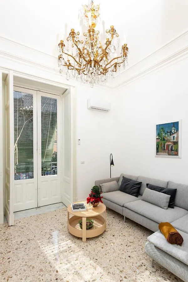 Apartment Ferienwohnung Vittorio Emanuele House CTA